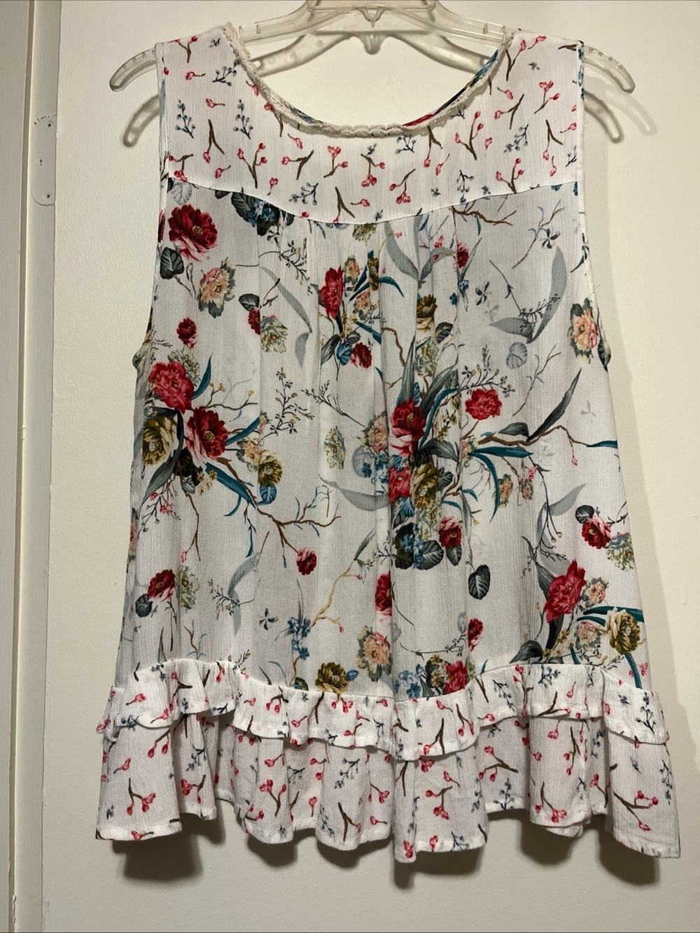 Bila White Floral Lace-Trim Tank with Ruffle Hem - Picture 5 of 5